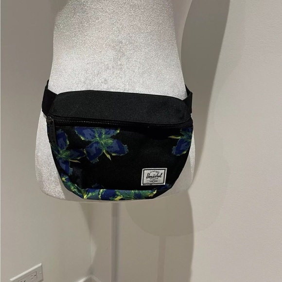 HERSCHEL SUPPLY FIFTEEN (BLACK/NEON FLORAL) CANVAS FANNY HIP PACK *N20 - Picture 2 of 4